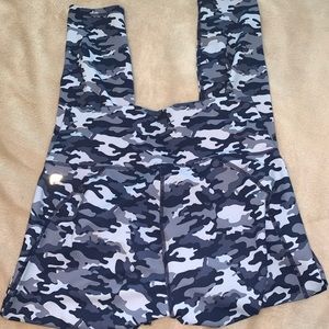 Fabletics 7/8 leggings